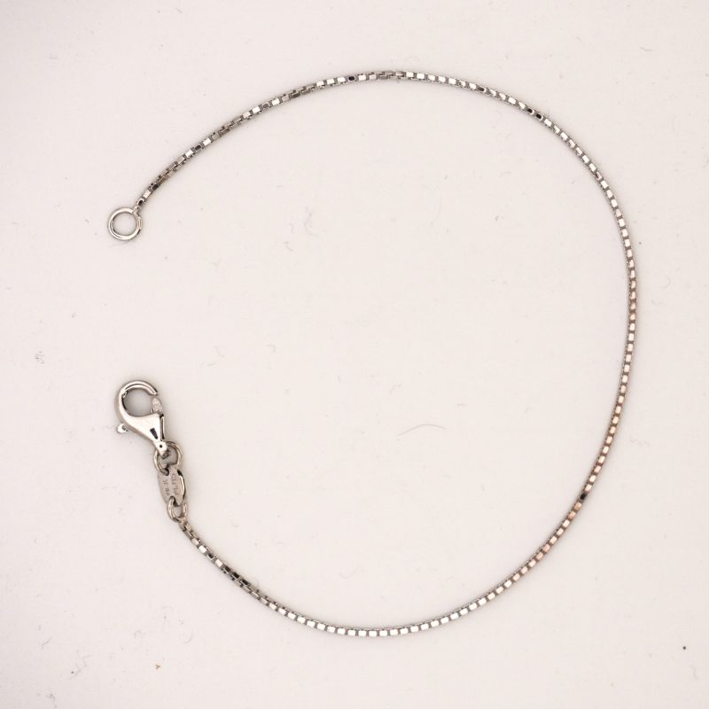 Fina y Delgada para una muñeca femenina