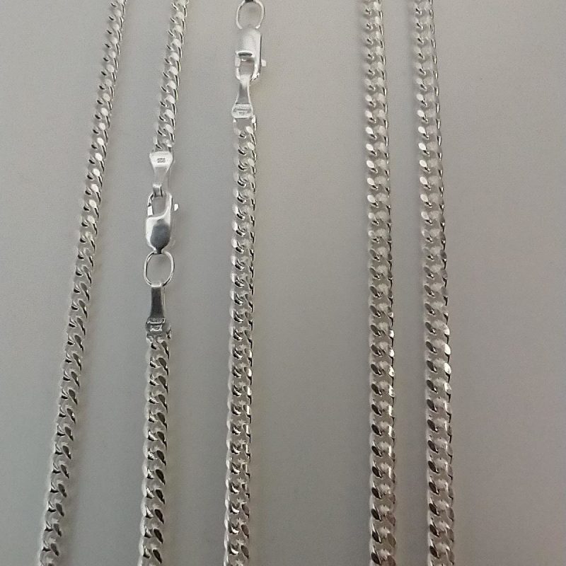 CADENA CUBANA AMERICANA CÓNCAVA MEDIANA 50 CM